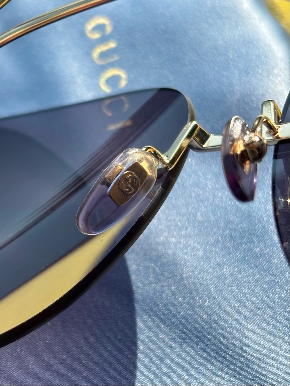 Gucci Butterfly Designer Sunglasses Gold Tinted Oversized Rimless GG1147S 001 - Picture 4 of 15